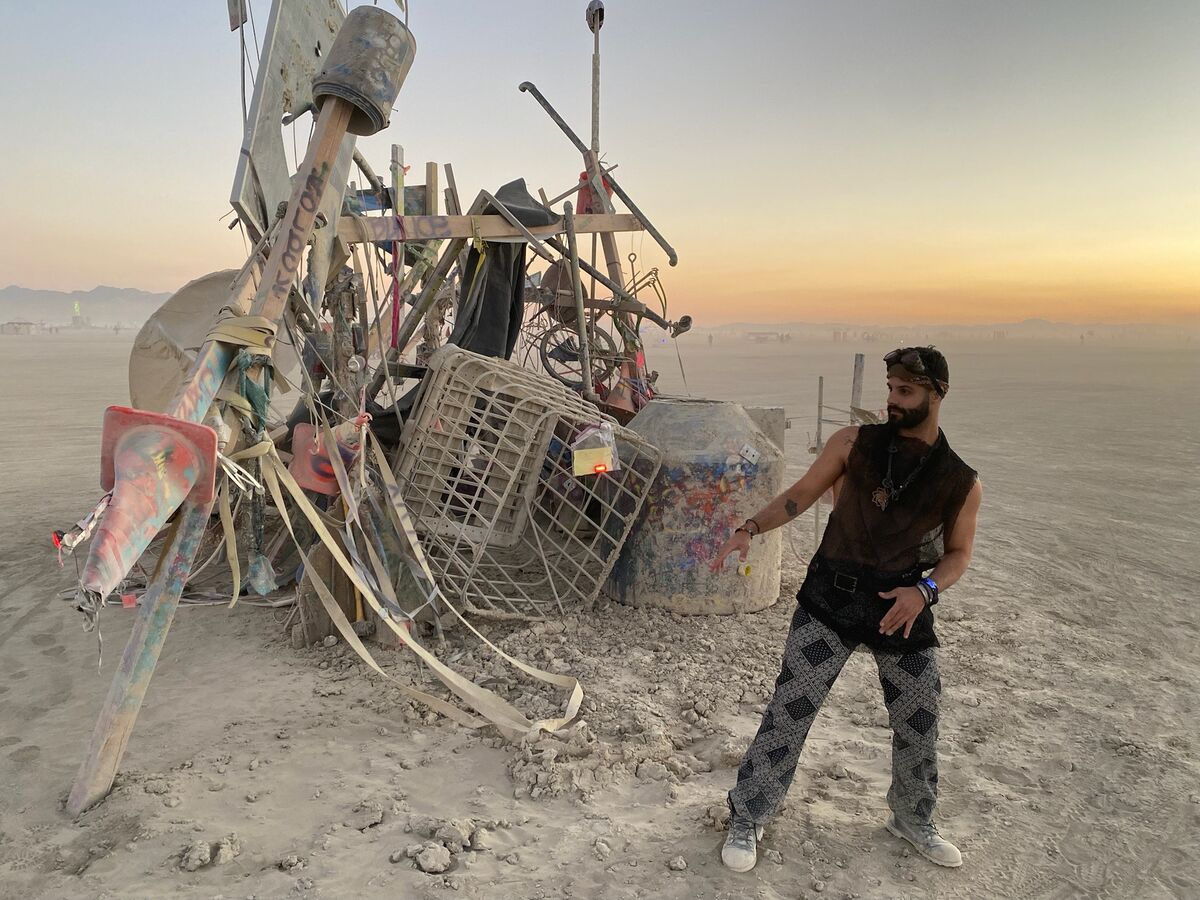 Mascari in the desert at sunset